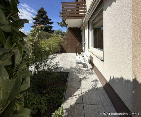 Terrasse Seitenblick - 4 Zimmer Doppelhaushälfte zum Kaufen in Friedrichsdorf / Burgholzhausen vor der Höhe