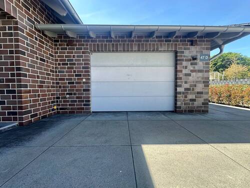 Garage - 