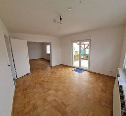 Wohn/Esszimmer - 