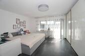 Schlafzimmer 1 OG - 