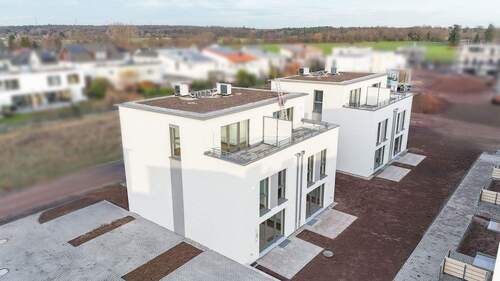 Fertige DHH im 1. BA - ++WIR BAUEN WEITER!!++ Geräumiges Familiendomizil mit eigenem Garten in der Nähe von Frankfurt