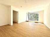 Wohnzimmer - 3 Zimmer Etagenwohnung zur Miete in Mönchengladbach