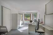 Einliegerwohnung Wohnz./Büro - 