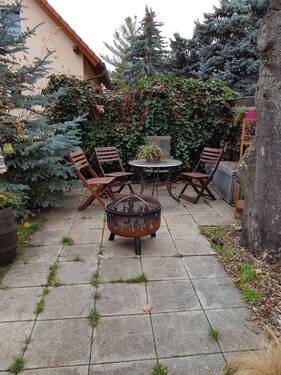 1000053475.jpg - Gepflegte Doppelhaushälfte in Familienfreundlicher Wohngegend in Erfurt