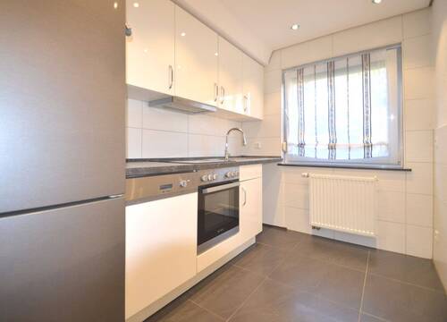 Neuwertige Einbauküche - 3 Zimmer Etagenwohnung in Leonberg