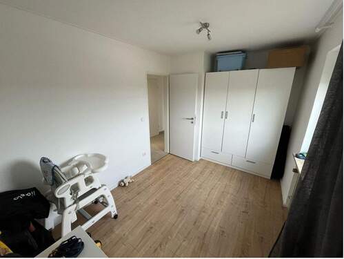 Büro / Kinderzimmer - Etagenwohnung mit 66,00 m&sup2; in Röthenbach an der Pegnitz zur Miete