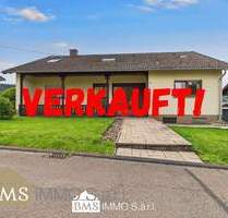 Freistehendes geräumiges Wohnhaus mit Einliegerwohnung in Holsthum!