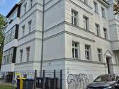 Hausansicht mit Blick auf die Wohnung - 2 Raumwohnung, Hochparterre im beliebten Stadtteil Gohlis