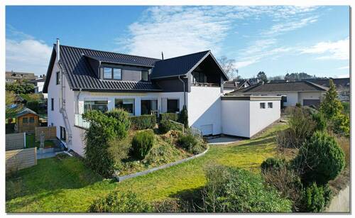 Titel Neu - Attraktive 4 ZKB Wohnung, ruhig und mit herrlichem Blick in Niestetal-Heiligenrode