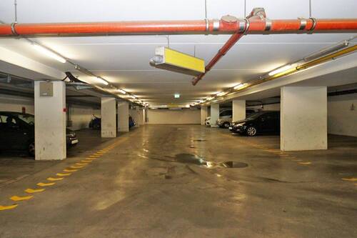 Tiefgarage - 