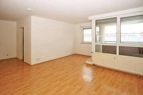 Wohnen - Etagenwohnung mit 87,70 m&sup2; in Dresden zur Miete