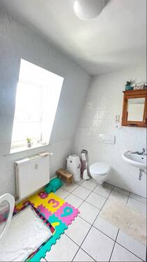 Tageslichtbad mit Dusche - 