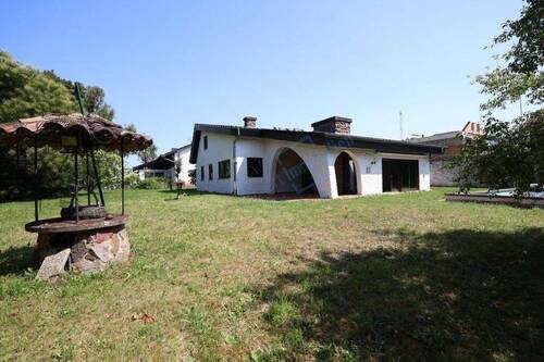 VIEL PLATZ IN OBER-RAMSTADT - 