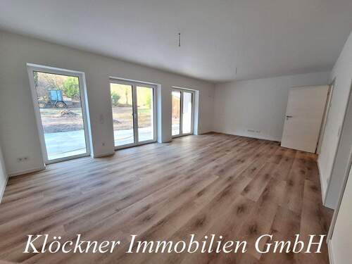 Wohnbereich - 3 Zimmer Terrassenwohnung zum Kaufen in Saarbrücken