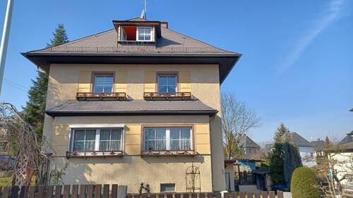 Vorderansicht - 8 Zimmer Einfamilienhaus in Plauen