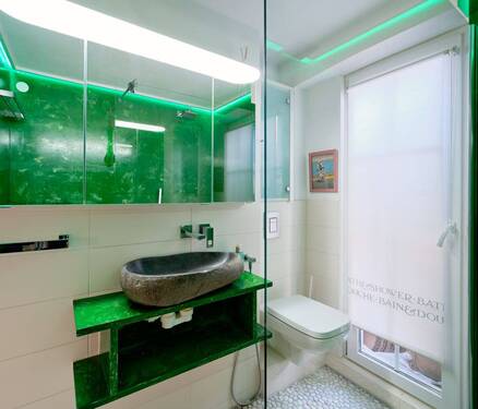 Hochwertig ausgestattet - 