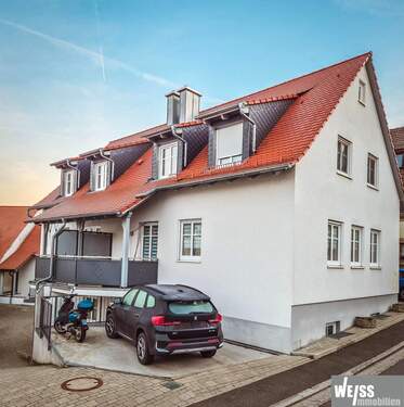 DHH rechts Strassenansicht - 