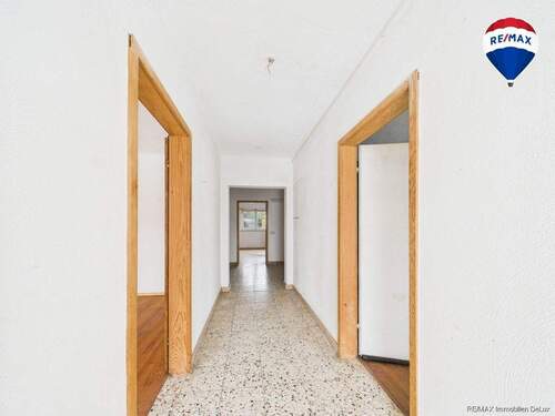 RE/MAX Immobilien DeLux Haus verkauf Fitten - 1 Zimmer Mehrfamilienhaus, Wohnhaus zum Kaufen in Merzig / Fitten