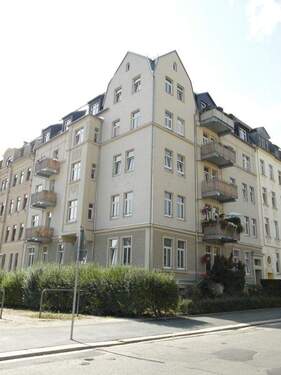 Fassade 2 - 3 Zimmer Etagenwohnung zum Kaufen in Plauen