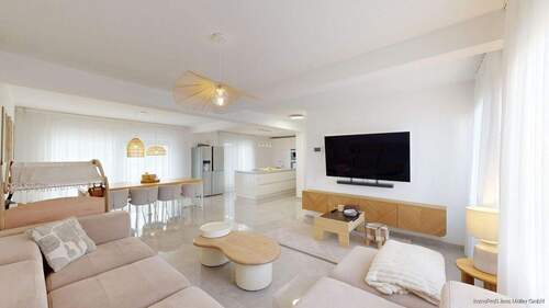 Offener Wohnbereich mit 50 qm und Blick zur Küche - 4 Zimmer Doppelhaushälfte zum Kaufen in Hamm