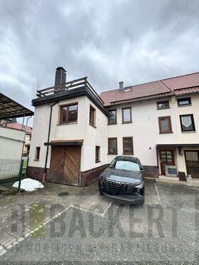 Ansicht Hofbereich - Teilentkernte Doppelhaushälfte sucht neuen Besitzer