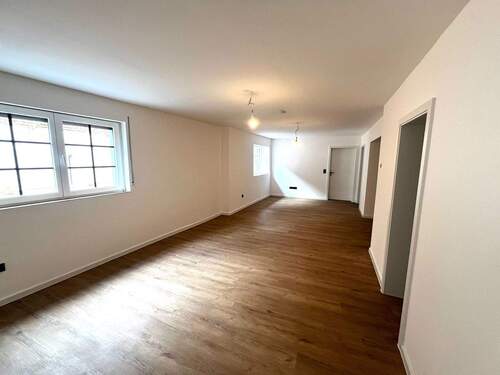 Wohnen-/Essen EG - Etagenwohnung mit 85,40 m&sup2; in Nußbaum zur Miete