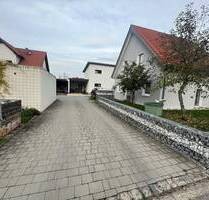 schönes Haus in Poppenricht - 417.000,00&nbsp;EUR Kaufpreis, ca.&nbsp; 110,00&nbsp;m&sup2;&nbsp;Wohnfl&auml;che in Poppenricht (PLZ: 92284)