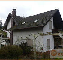 Ein Doppelhaus mit 2 Gesichtern sowie übergroßem Grundstück mit Carport in BSS-Eckardroth - Bad Soden-Salmünster / Eckardroth