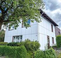Freistehendes Einfamilienhaus mit Garage in Kiel-Ellerbek