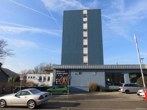 Seitenansicht - Barrierefreies Tanzstudio(Yogastudio,Arzt-Physiotherapiepraxis)in Essen-Kettwig zum Kauf