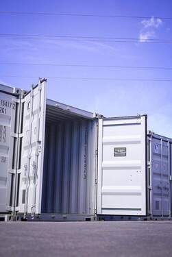 Bild 3 - Halle in Berlin