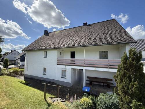 Gartenblick - 5 Zimmer Einfamilienhaus in Brilon / Wülfte