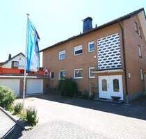 Wieder am Markt! Dreifamilienhaus für Eigennutzer und Anleger! - Paderborn / Mastbruch Schloß Neuhaus