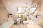 Badezimmer 1.OG Wohnung - 