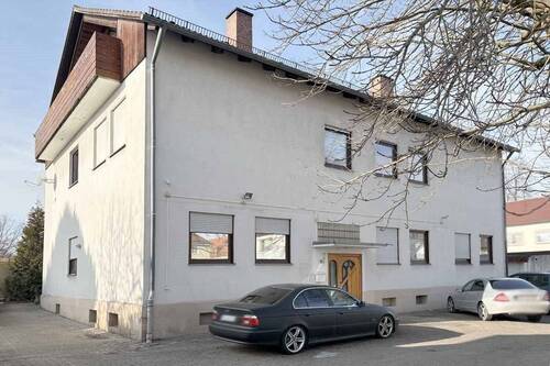 Außenansicht - Gemütliche Wohnung mit Kaminofen in Bayreuth