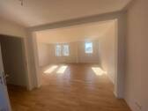 Wohnbereich - 2 Zimmer Etagenwohnung in Apolda
