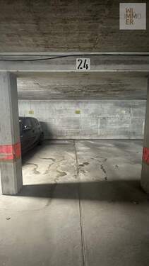 Tiefgaragenstellplatz - 