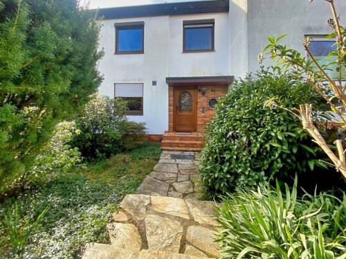 Außenansicht - 4 Zimmer Reihenmittelhaus zum Kaufen in Bayreuth