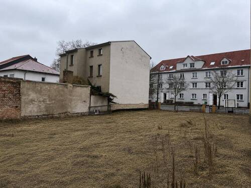 Ansicht Grundstück - Grundstück mit Baugenehmigung für 7 Wohneinheiten und Stellplätze in Eberswalde