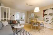 HOMESTAGING Wohnzimmer (KI generiert) - 