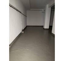 Lagerfläche 90 qm mit Hochrampe - Düsseldorf Friedrichstadt