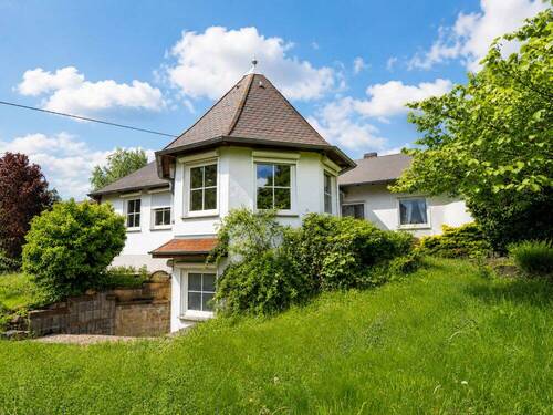 Seitenansicht - 6 Zimmer Einfamilienhaus zum Kaufen in Hillscheid