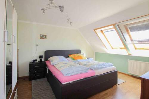 Schlafzimmer 2 DG - 