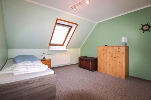 Schlafzimmer 3 DG - 