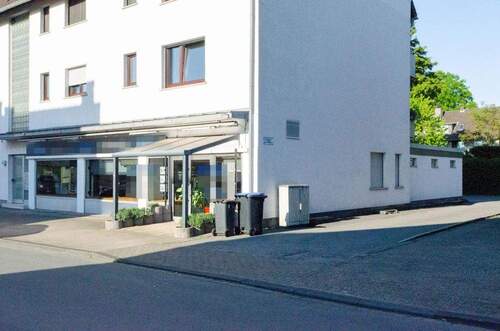 Außenansicht - Großzügige Gewerbeeinheit mit flexiblem Nutzungskonzept und Garage in der Südstadt