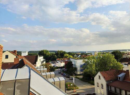 Blick über die Stadt - 4 Zimmer Etagenwohnung in Eggenfelden