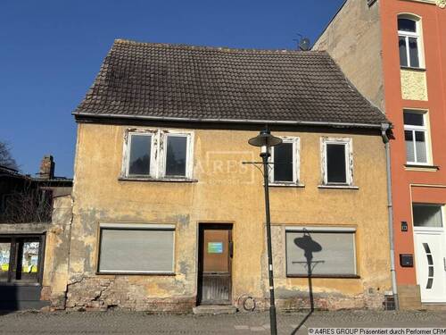 Objektansicht - 2 zum Preis von 1, Mehrfamilienhäuser in Egeln