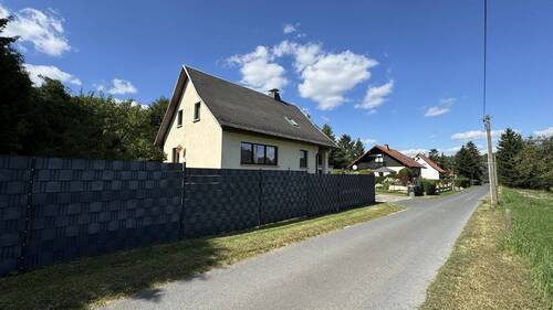Straßenansicht - 5 Zimmer Einfamilienhaus in Bahretal