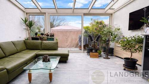 Bild 1 - Top renoviertes Reihenmittelhaus in Orschel-Hagen mit Wintergarten und Garage