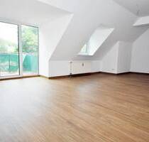 Stylische Dachgeschosswohnung mit Balkon in Aue - Aue-Bad Schlema